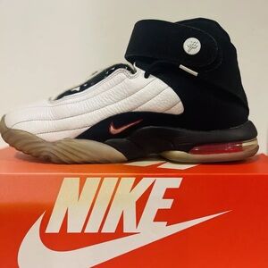 Size 9- Nike Air Max Penny 4 2006 black/white